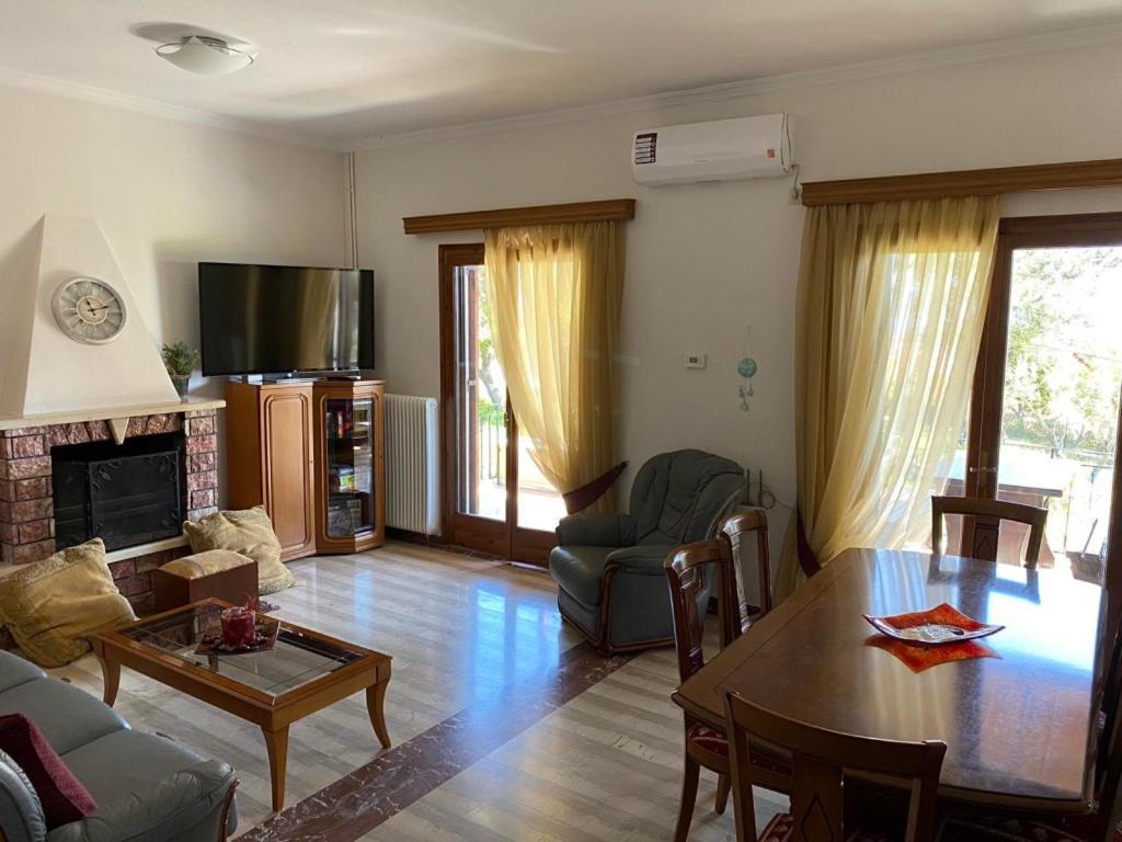 Villa Evita Corfu Дасия Екстериор снимка