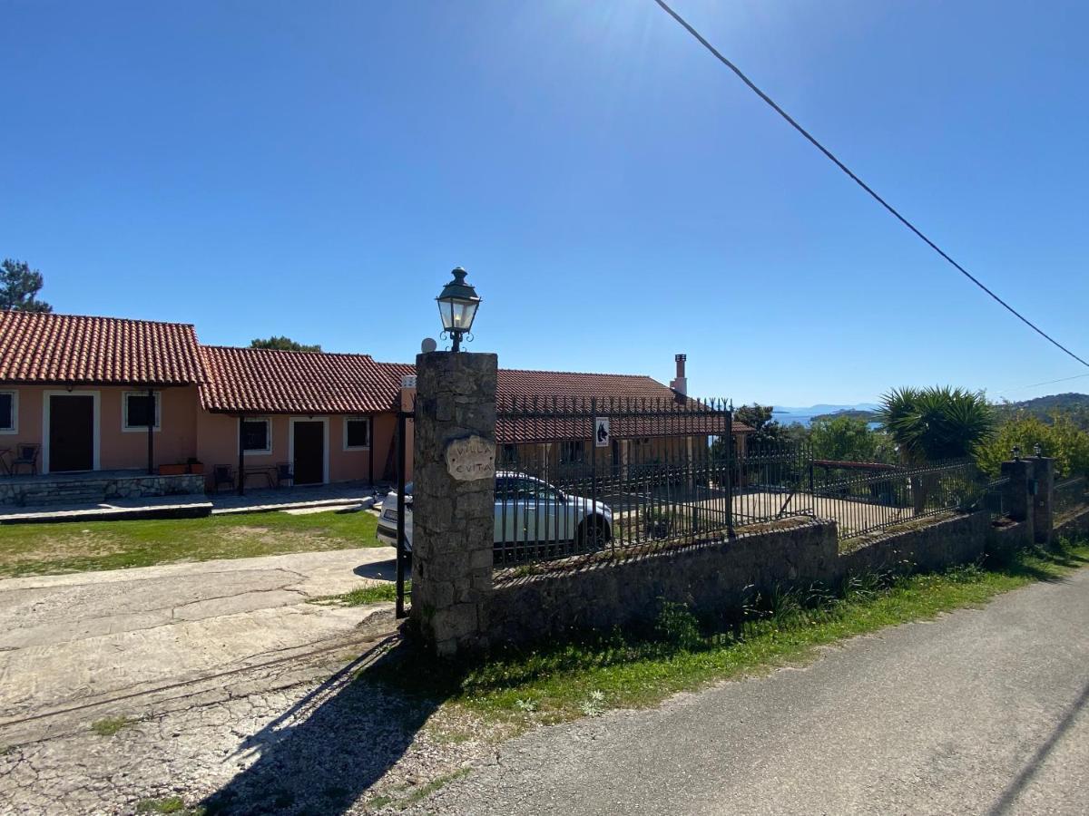 Villa Evita Corfu Дасия Екстериор снимка